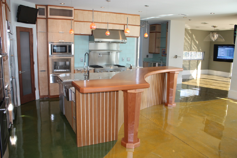 River Road Estate master suite